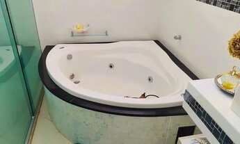 Imagem 3: Casa para venda possui 240 metros quadrados com 4 quartos em Vila Norma - Valinhos - SP