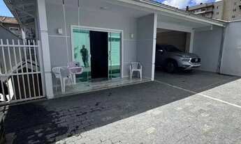 Imagem 6: Casa com 3 dormitórios e 2 vagas de garagem Itinga
