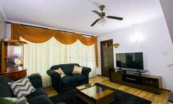 Imagem 2: Casa com 03 dormitórios para locação, 320m² por R$ 5,250,00/ Mês na Vila Scarpelli- Santo