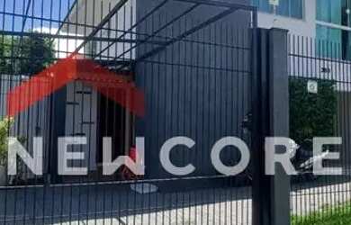 Imagem: Sobrado em Rua Pioneiro Ignácio Gomes