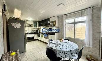 Imagem 4: Casa c/5 dormitórios (1 suíte), edícula e com piscina, no Bela Vista - São José