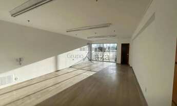 Imagem: Oportunidade - Sala Comercial - 811 Executive