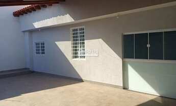 Imagem 3: Casa com 3 Quarto(s) e 2 banheiro(s) para Alugar, 115 m² por R$ 3889 / Mês