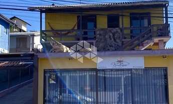 Imagem: Casa à venda com 4 dormitórios, 2 vagas