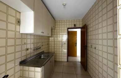 Imagem 5: Apartamento na Paranaguá, 03 quartos, armários, vaga de garagem