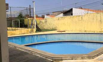 Imagem 2: Apartamento Térreo na Rua do Aririrzal