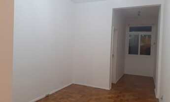 Imagem 2: Apartamento para venda possui 85 metros quadrados com 3 quartos em Copacabana - Rio de Jan