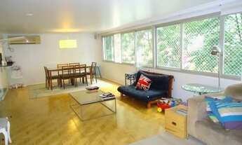 Imagem 2: Itaim Bibi Reformado - rua tranquila e arborizada