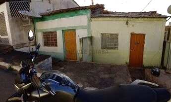 Imagem 2: Casa Contendo 4 Quartos 1 Cozinha