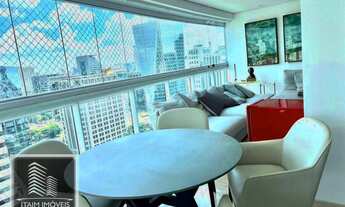 Imagem 6: Apartamento para aluguel possui 243 metros quadrados com 3 quartos em Itaim Bibi - São Pau