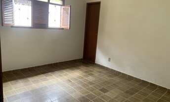 Imagem 4: Casa para venda possui 162 metros quadrados com 3 quartos em Bonsucesso