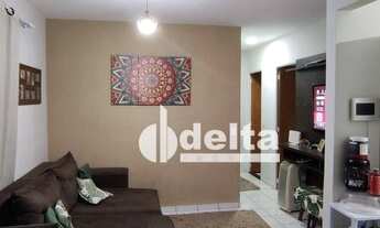 Imagem 2: Casa com 3 dormitórios à venda, 150 m² por R$ 300.000,00 - Jardim Holanda - Uberlândia/MG