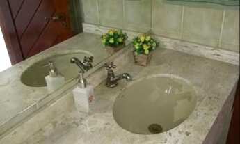 Imagem 7: Sobrado Tiplex Semi Mobiliado 04 Dormitórios, Suíte, Piscina & Garagem no Abraão