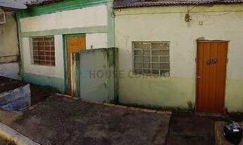 Imagem 3: Casa Contendo 4 Quartos 1 Cozinha