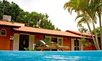 Imagem 5: Casa Mobiliada de 04 Dormitórios, Suíte, Piscina & Garagem na Vargem Grande