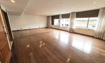 Imagem 3: Apartamento para venda com 220 metros quadrados com 4 quartos em Copacabana - Rio de Janei