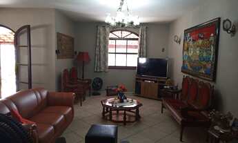 Imagem 3: Casa de condomínio para venda possui 780 metros quadrados com 5 quartos