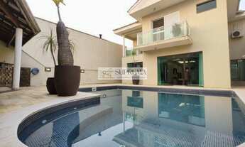 Imagem 2: Sobrado com 3 quartos, 302 m²Condomínio Ibiti do Paço