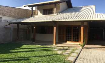 Imagem 3: NA PRAIA DA PINHEIRA, PALHOÇA-SC, Linda casa próxima da Praia de Baixo a 200 metros