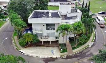 Imagem: Casa sobrado em condomínio com 6 quartos