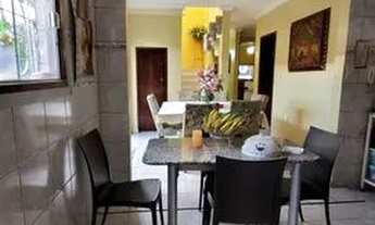 Imagem 6: Casa com 5 quartos, sendo 1 suíte. <br>Sala para 3 ambientes<br>Cozinha <br