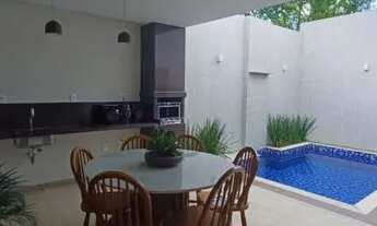 Imagem: Casa Duplex a venda no cond. Horto Florestal