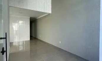 Imagem 2: Casa para venda possui 170 metros quadrados com 3 quartos em Taboão - São Bernardo do Camp