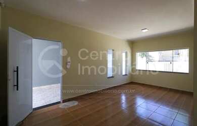 Imagem 4: CASA à venda com 2 quartos em Peruíbe, no bairro Centro