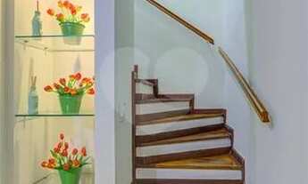 Imagem 7: Oportunidade Única! Casa Comercial à Venda na Vila Mascote!