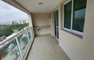 Imagem 2: Apartamento para venda tem 82 metros quadrados com 3 quartos no Recreio dos Bandeirantes