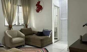 Imagem 2: Apartamento 02 dormitórios, reformado, a poucos metros da Praia na melhor rua da Tupi