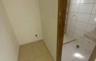 Imagem 3: Casa 4/4, suíte closet e varanda, condomínio L. de Freitas