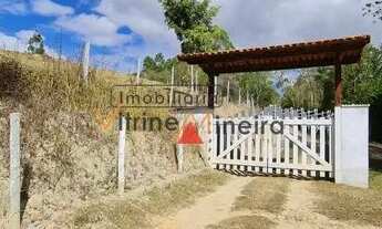 Imagem 3: Fazenda em Crucilândia/Mg, localizado à 85 km de Belo Horizonte 9 km da 381