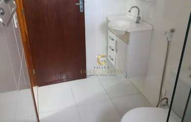 Imagem 2: Sobrado com 3 dormitórios à venda, 304 m² por R$ 958.000,00 - Parque Martim Cecerê - São J