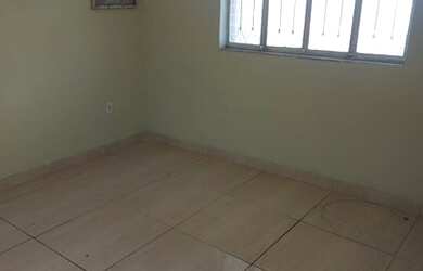 Imagem 5: Apartamento para aluguel possui 80 metros quadrados com 2 quartos em Realengo - Rio de Jan