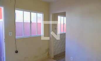 Imagem 3: Casa para Aluguel - Trindade, 1 Quarto, 50 m2