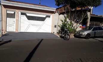 Imagem 2: Vendo Casa Casa com 2 dormitórios