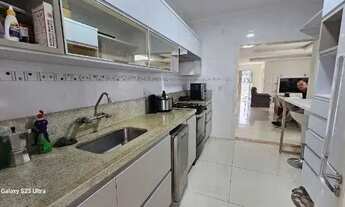 Imagem 6: Casa em Porto Alegre, no bairro Hípica, com 3 dormitório(s), e 3 banheiros, à venda