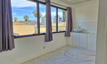 Imagem 5: Sala reformada com box