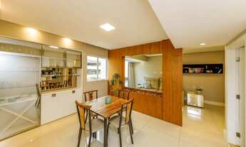 Imagem 7: Belo quarto e sala, reformado e próximo à Av. Barão do Rio Branco para venda