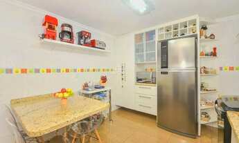 Imagem 4: Sobrado para venda com 183 metros quadrados com 3 quartos em Bacacheri - Curitiba - PR