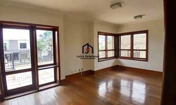 Imagem 4: Sobrado com 4 suítes no Condomínio Colonial Village em Pindamonhangaba