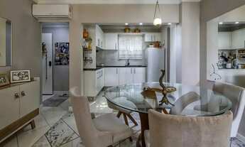 Imagem 6: Apartamento mobiliado com 3 dormitórios sendo 1 suíte e 1 vaga em Balneário Camboriú/SC