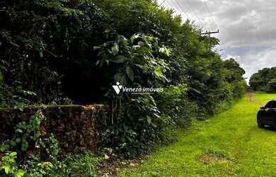 Imagem: Lote a venda medindo 2487m²