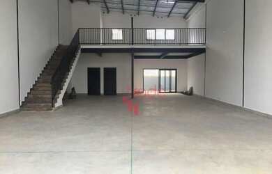 Imagem 2: Ponto Comercial para Alugar no Bairro Alto da Boa Vista em Ribeirão Preto com Mezanino