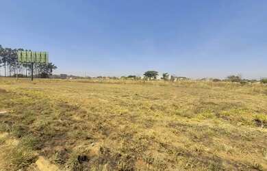 Imagem 7: Área 1 quadra atrás da Br-153, bom para Galpão