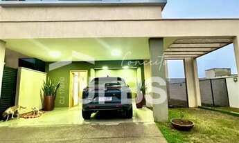 Imagem: SOBRADO, 4 QUARTOS, 181m², Condomínio