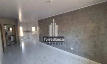 Imagem 3: Locação - Casa com 2 quartos, 1 vaga de garagem, Quintal Amplo, Nova Rússia