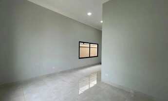 Imagem 4: Casa térrea para venda tem 151 m² com 3 suítes, piscina, escritório ou sala tv