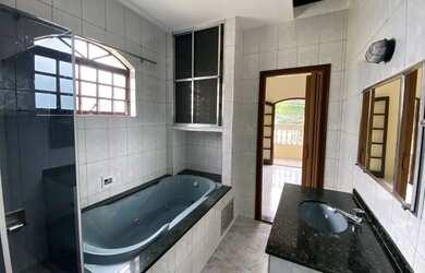 Imagem: Sobrado 2 quartos sendo 2 suites, uma com